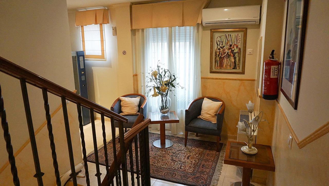 Hostal Forum Villa Del Rio Ngoại thất bức ảnh