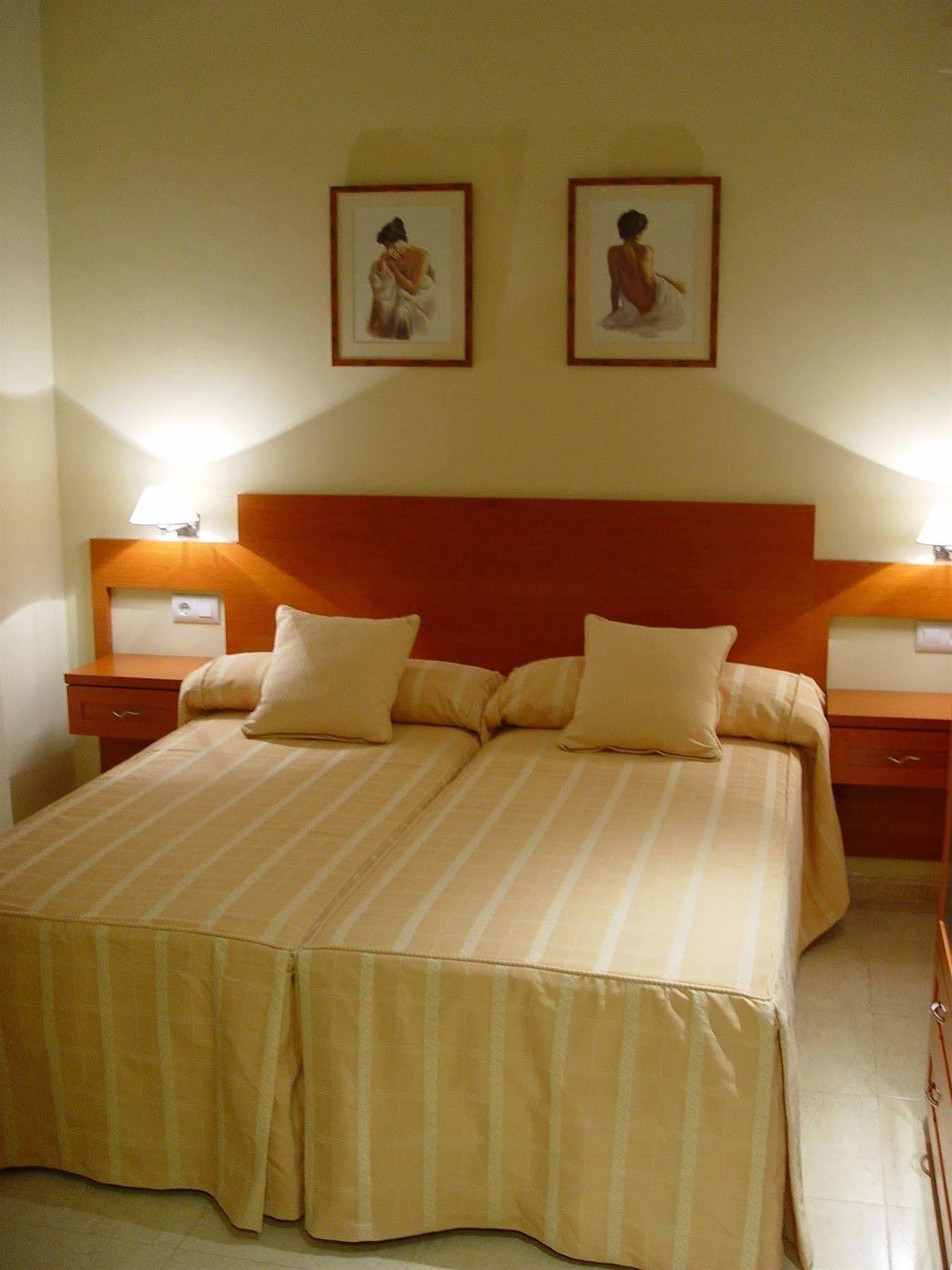 Hostal Forum Villa Del Rio Ngoại thất bức ảnh